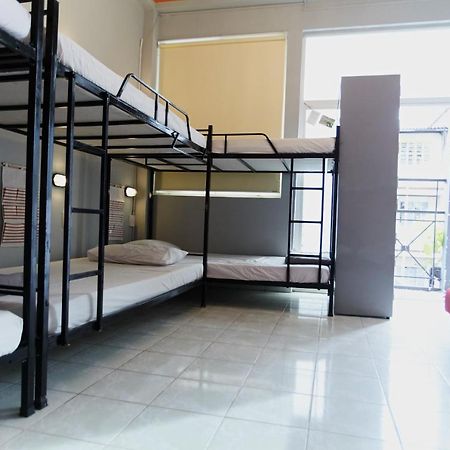Dream Station - Saigon Hostel Хошимин Экстерьер фото
