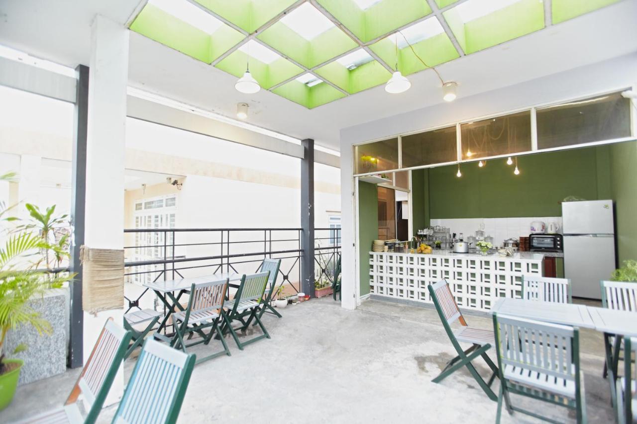 Dream Station - Saigon Hostel Хошимин Экстерьер фото