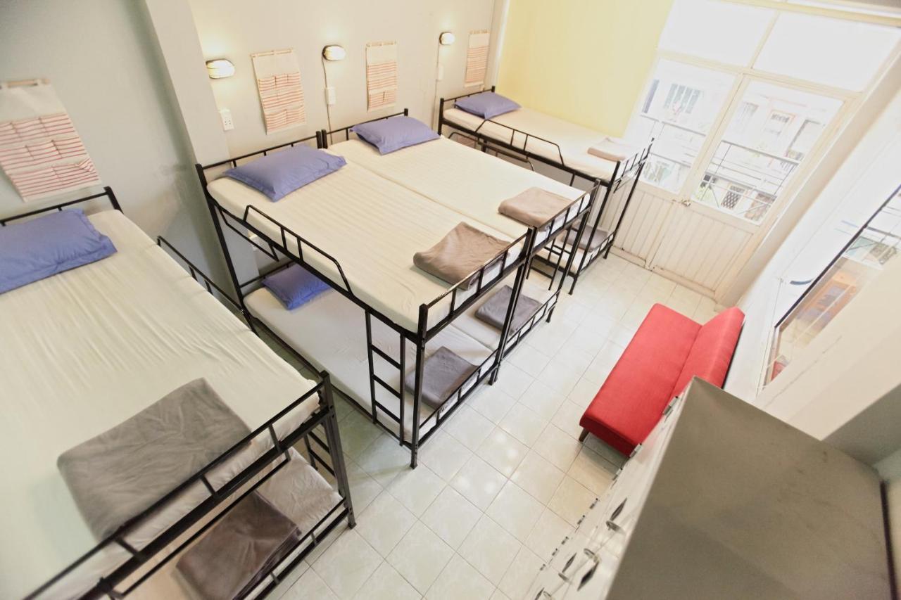 Dream Station - Saigon Hostel Хошимин Экстерьер фото