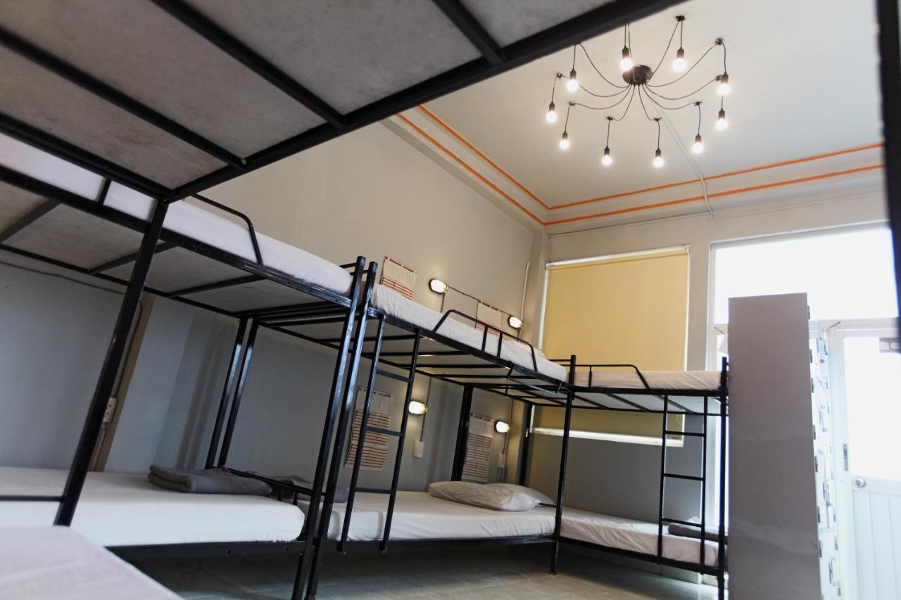 Dream Station - Saigon Hostel Хошимин Экстерьер фото