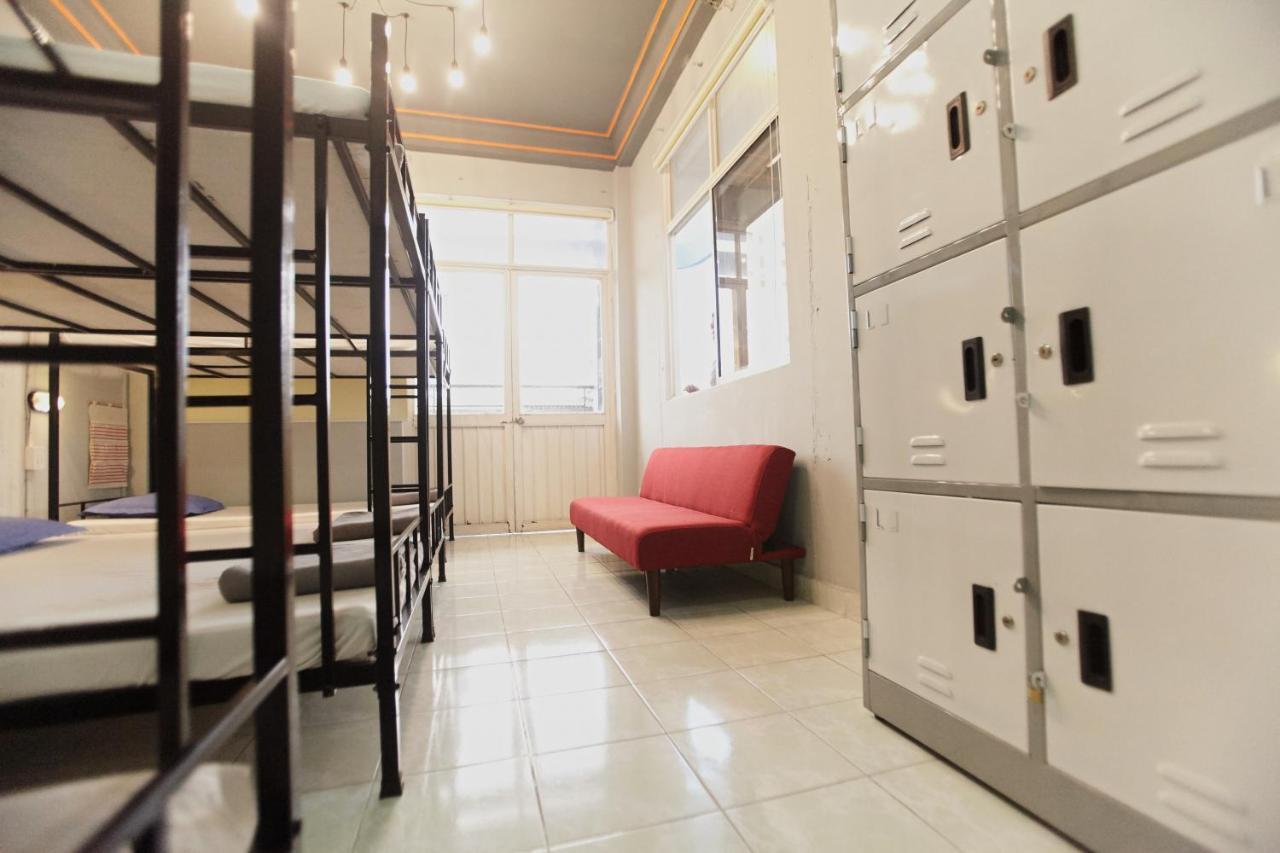 Dream Station - Saigon Hostel Хошимин Экстерьер фото