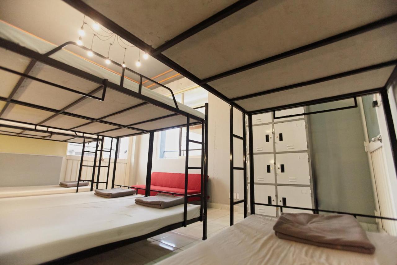 Dream Station - Saigon Hostel Хошимин Экстерьер фото